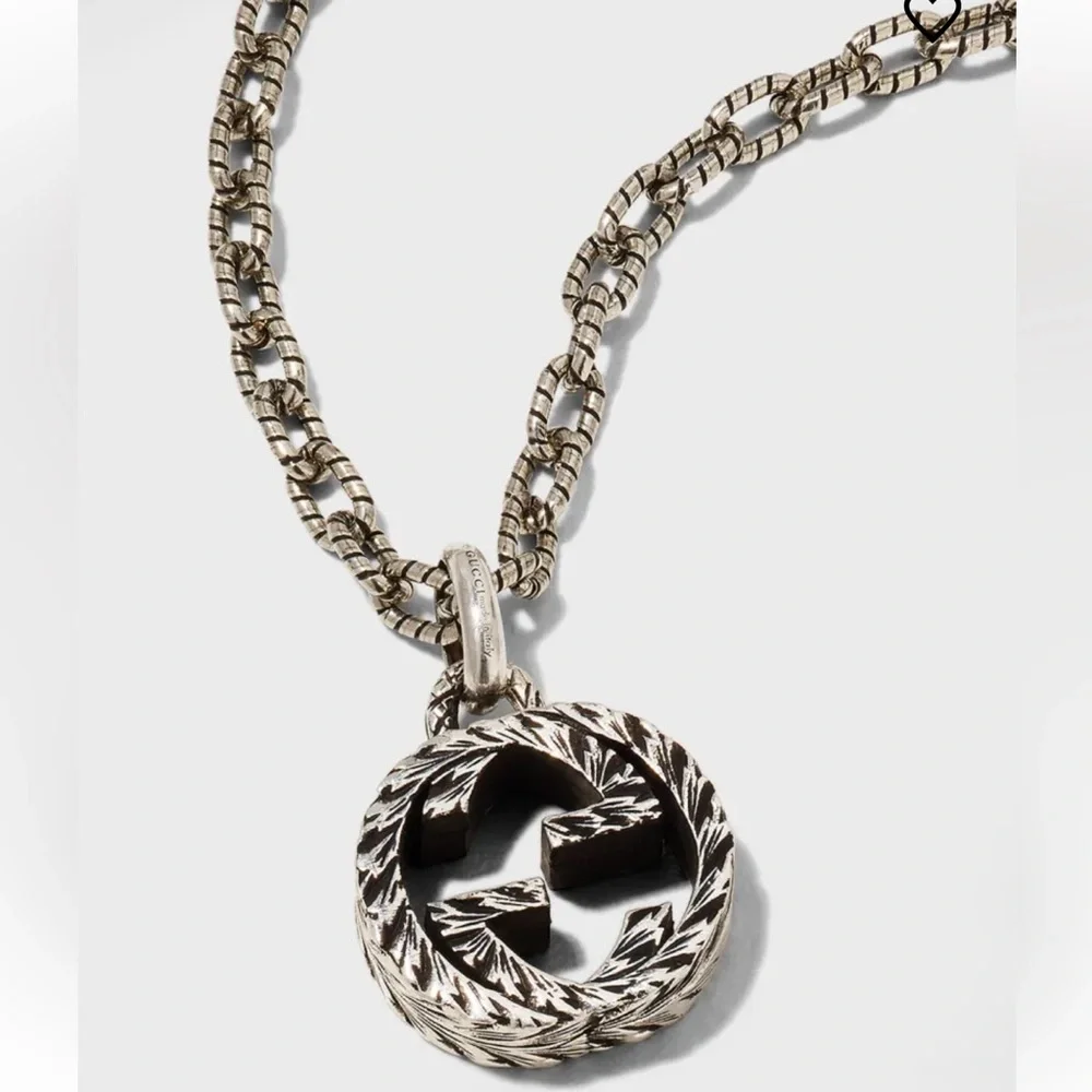 Gucci Textured Interlocking G Pendant Necklace Silver
